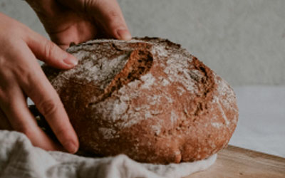 28.04.2025: Brot backen – ganz einfach zu Hause